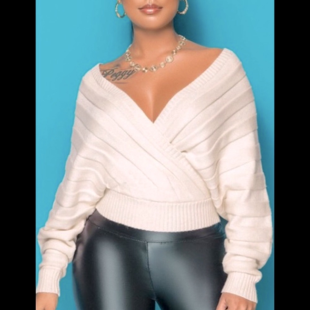 Front V Neck Back V W/A OPEN Back Striped Crisscross Front Twilled Silk Sweater